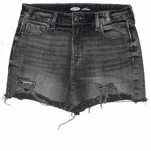 Cutoff black shorts, size 6